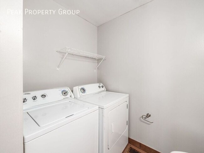 Building Photo - 24 Chittenden Ave