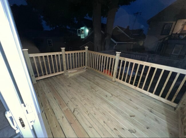 Building Photo - 104 Seward Ave