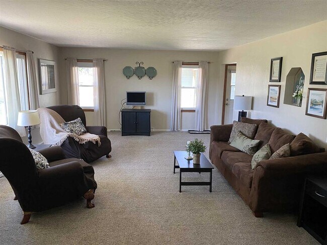 Building Photo - Penn Schools!  Granger IN 3 bedroom home for rent