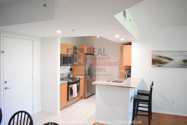 Building Photo - Modern 2BR/2BA Condo in Aventura – Furnish...