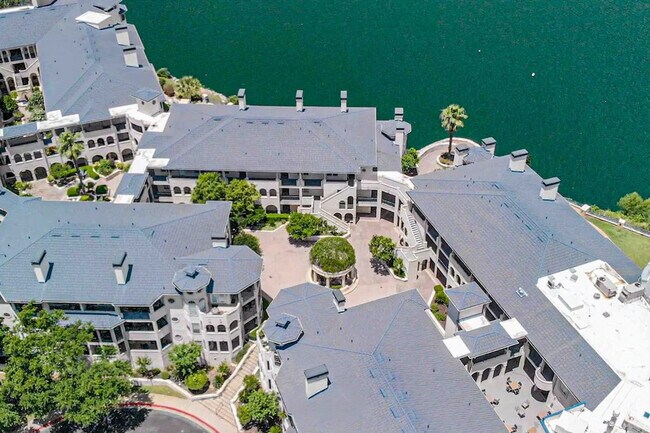 Building Photo - 3308 Parliament Cove