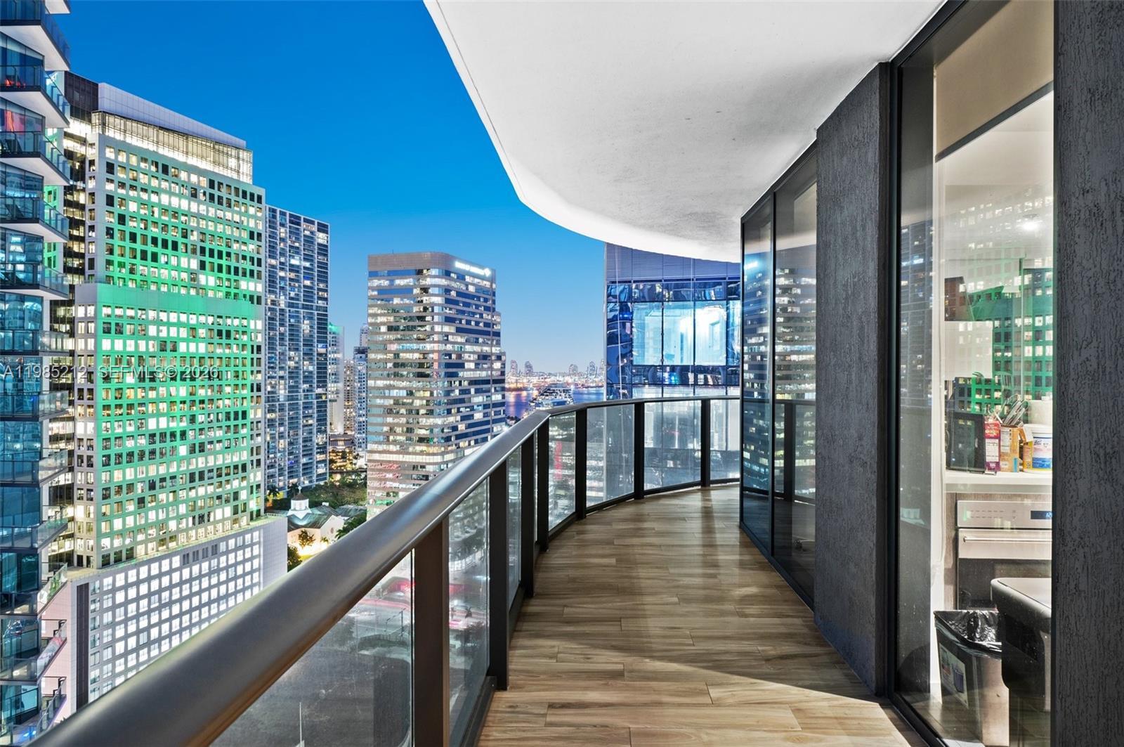 Building Photo - 801 S Miami Ave
