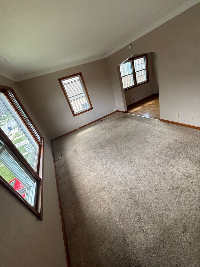 Building Photo - 3721 Watson Ave