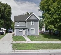 Building Photo - 212 S Albert Ave