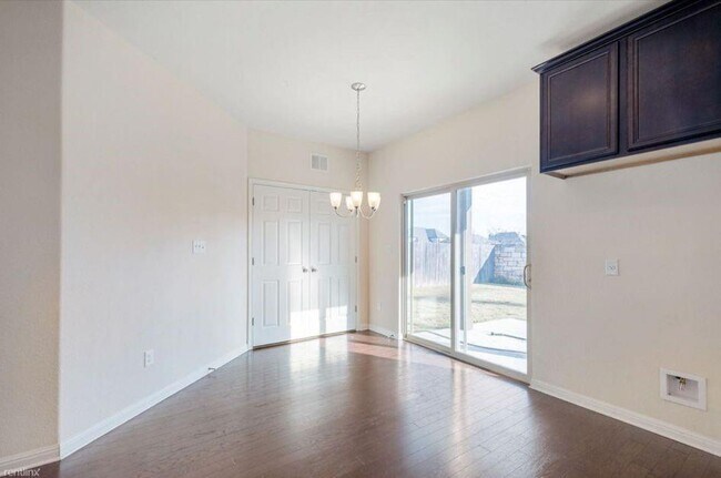 Building Photo - 1401 Little Elm Trail