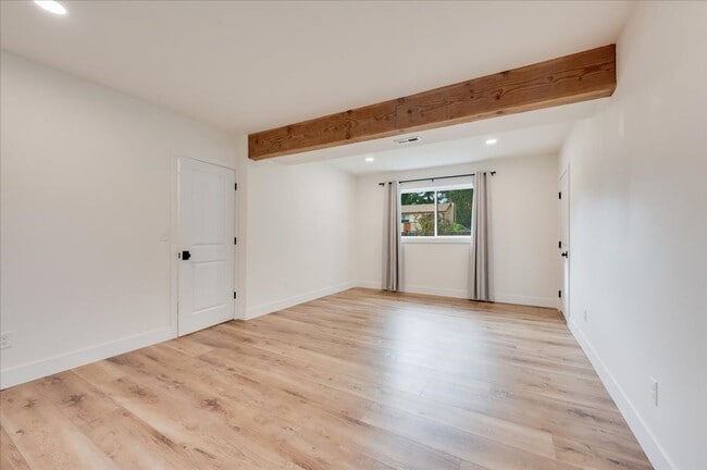 Building Photo - 3bd/2ba Bothell Home