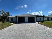 Building Photo - 1112 Bismarck Rd