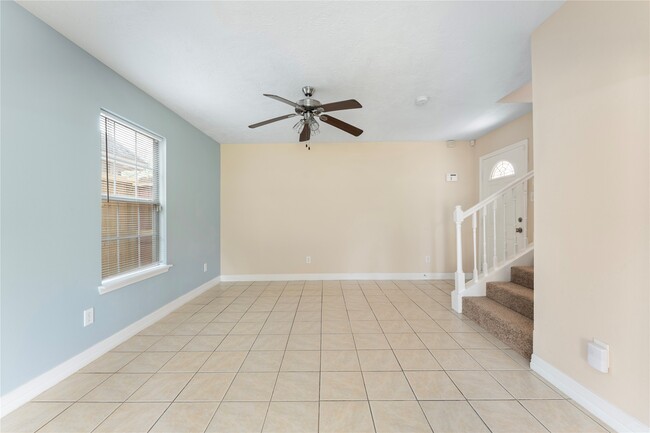 Building Photo - 11510 Palmsprings Dr