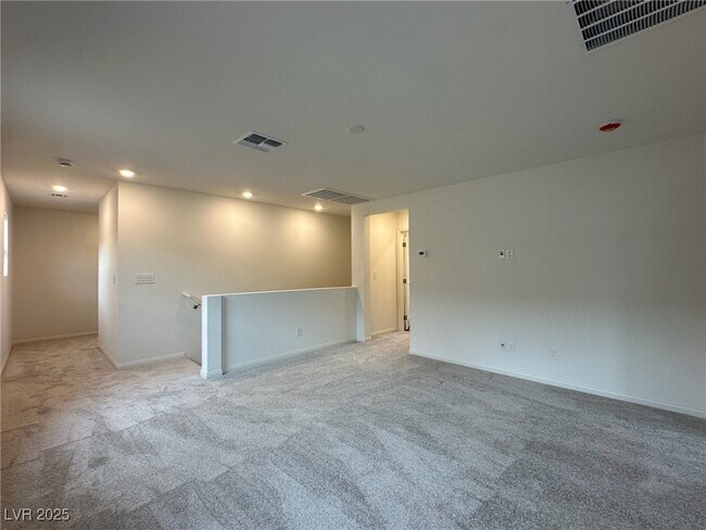 Building Photo - 9613 Hinson St