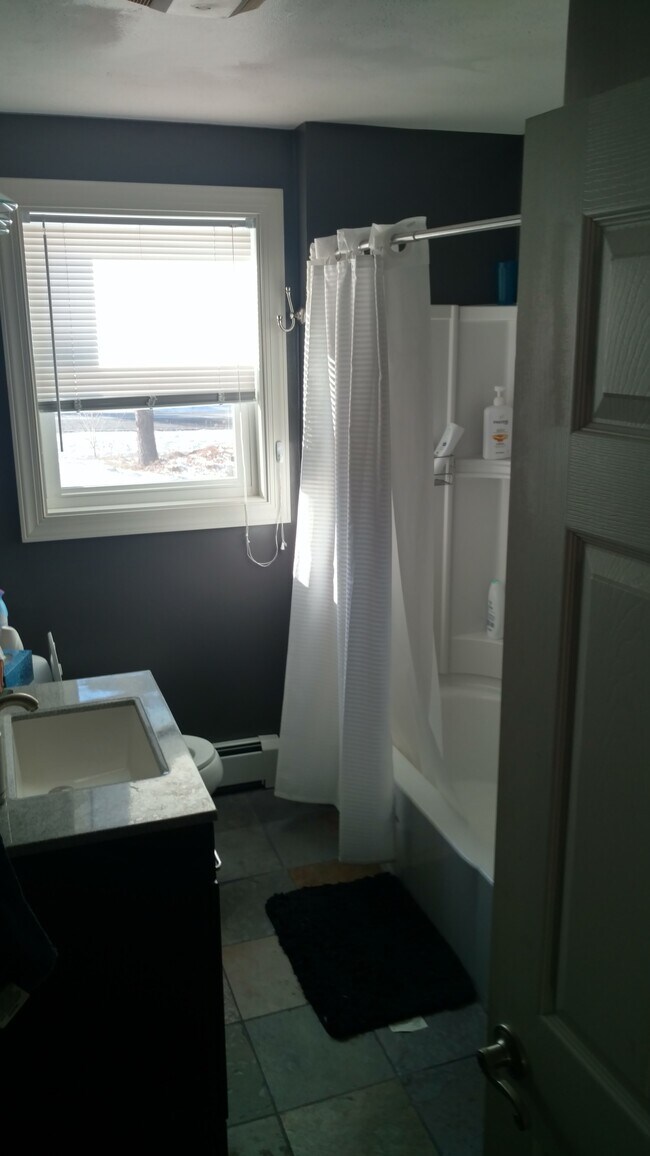 Building Photo - 369 Troy Rd