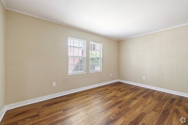 3BR, 2BA - 1,100SF - Living Room - The Vue