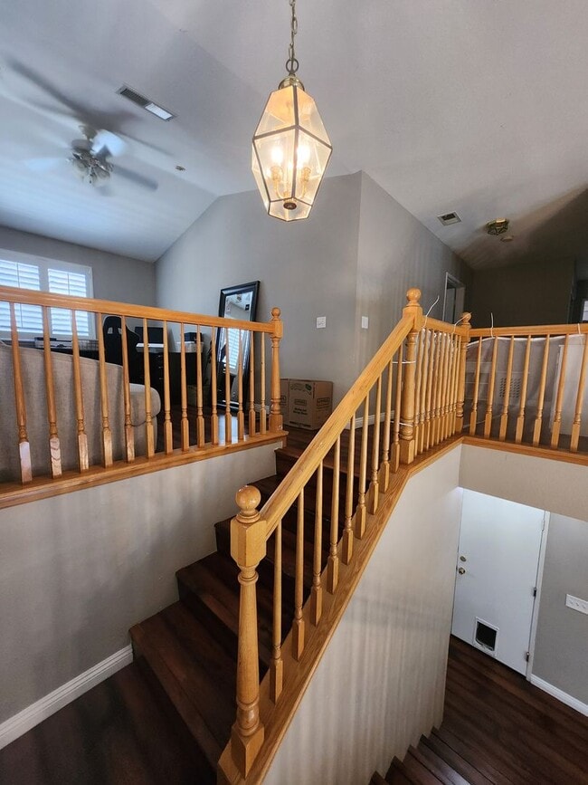 Building Photo - Rare rental in Sycamore Crossing!