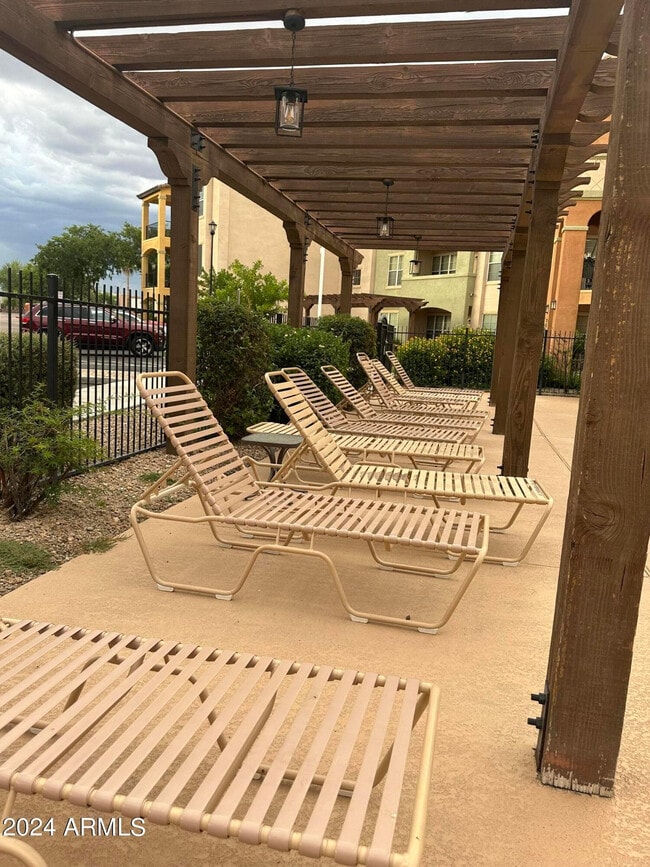 Building Photo - 14575 W Mountain View Blvd