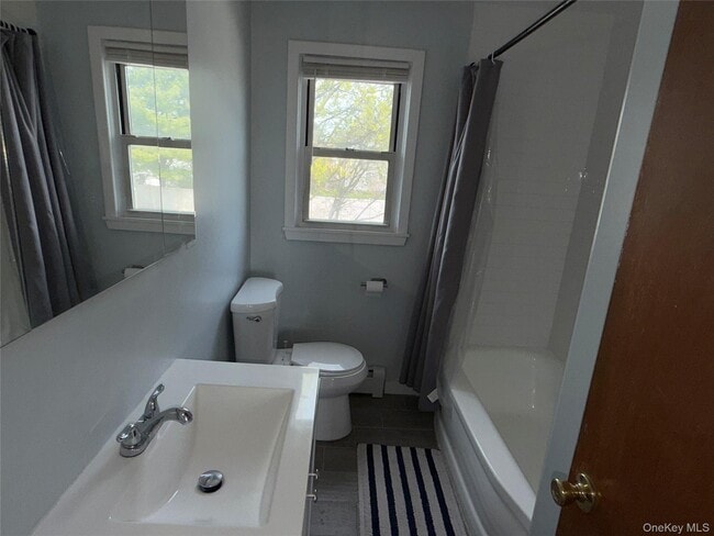 Building Photo - 29 Lenox Ave