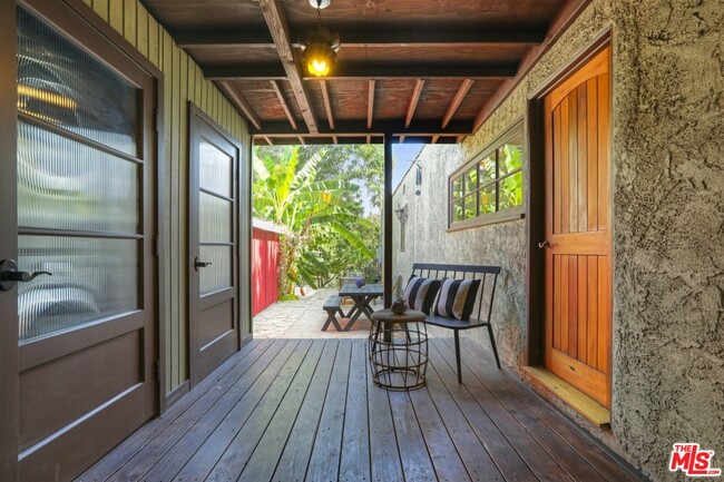 Building Photo - 1470 Westerly Terrace