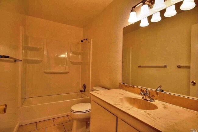 Building Photo - 221 San Marin Dr