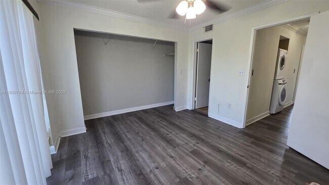 Building Photo - 3906 NW 90th Ave