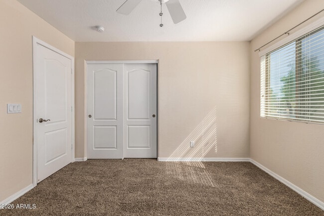 Building Photo - 3335 W La Salle St