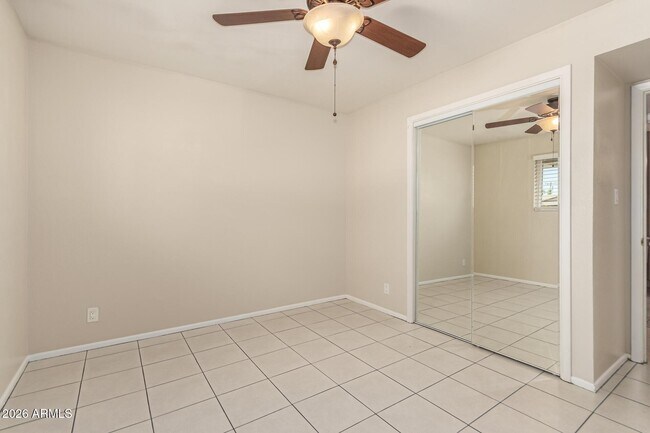 Building Photo - 1887 E Palmcroft Dr