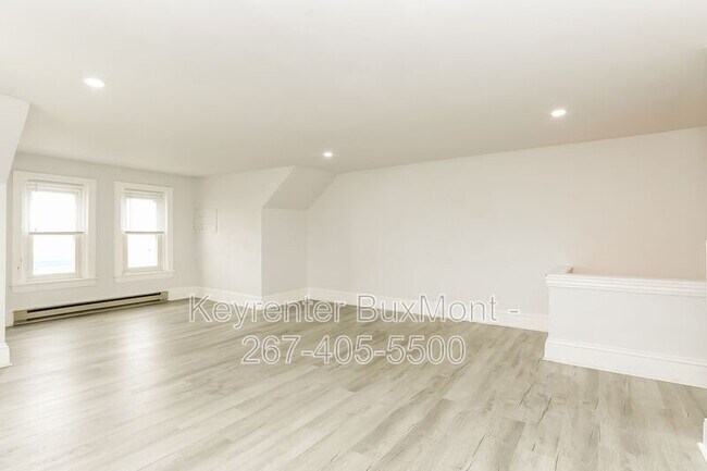 Building Photo - 340-342 W Broad St