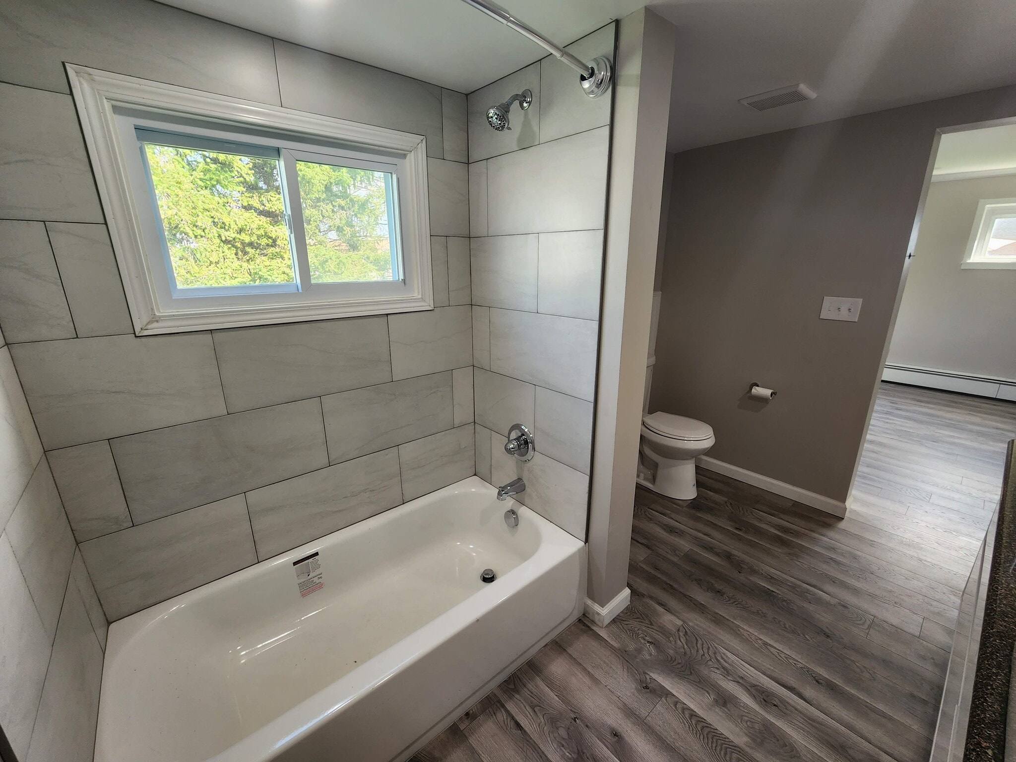 Lower Bath - 4620 Military Rd
