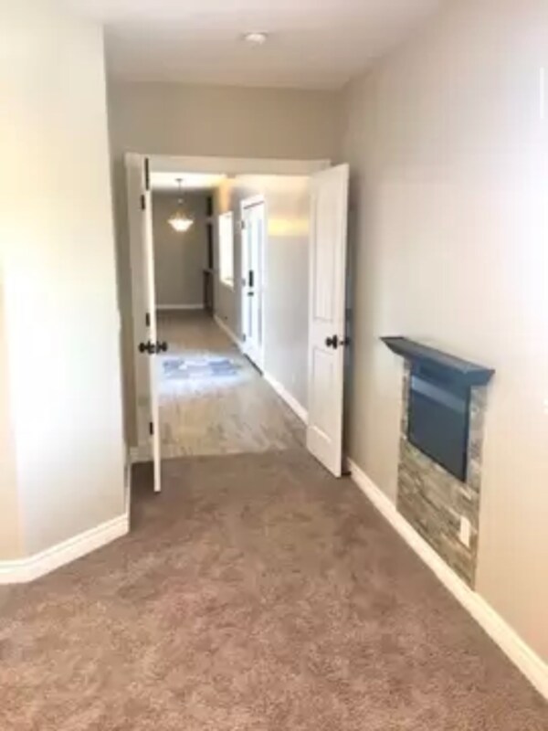 Building Photo - 15547 Thunder Gulch Dr