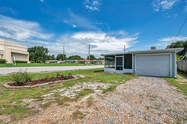 Building Photo - 375 58th St N