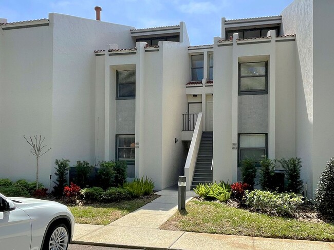 Building Photo - 415 Laurel Cove Way