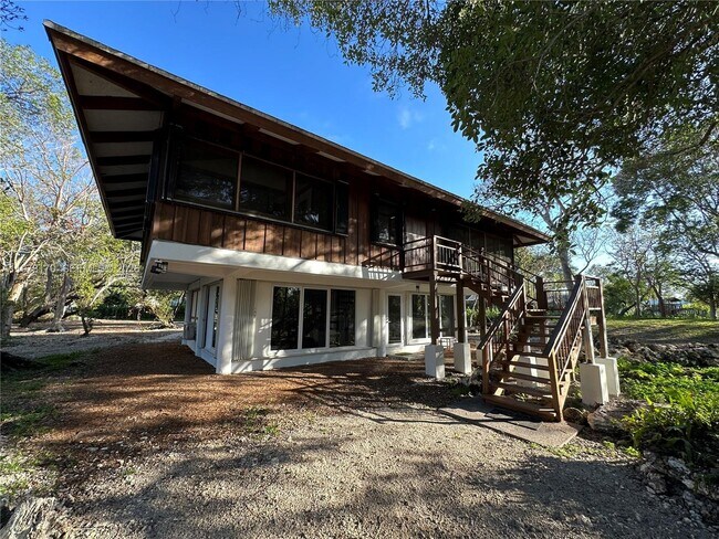 Building Photo - 17010 SW 77th Ave