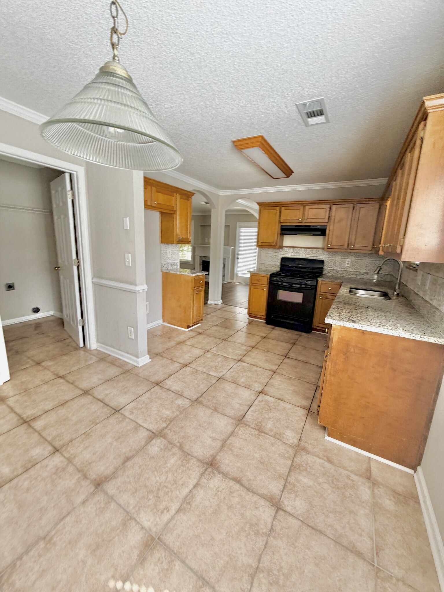 Building Photo - 490 Amelia Grove Ln
