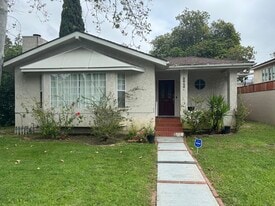 Building Photo - 2848 Westwood Blvd