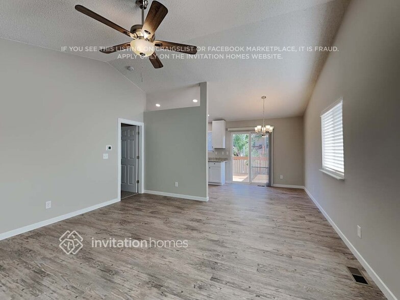 Building Photo - 6925 Weeping Willow Dr