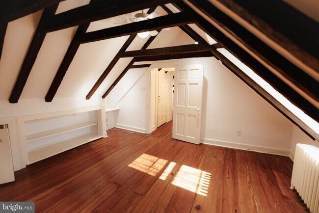 Building Photo - 407 N Washington St