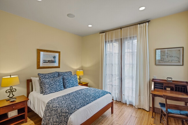 Building Photo - 3317 Taylor Rd