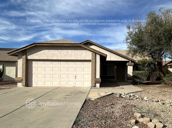 Building Photo - 3226 W Ross Ave