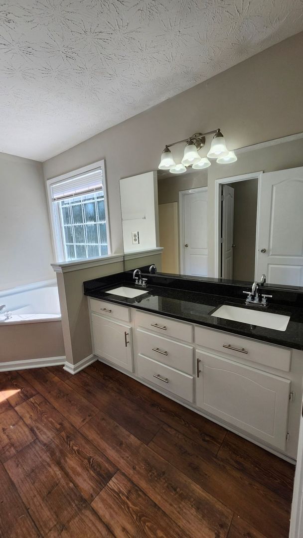 Building Photo - 3049 Winding Grove Dr