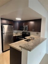 Building Photo - 670 NW 85th Pl