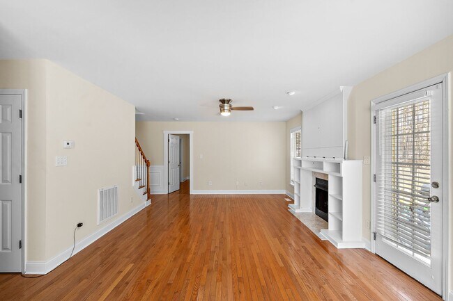 Building Photo - **Beautiful 4/2.5 Franklinton Home with Fenced In Yard**