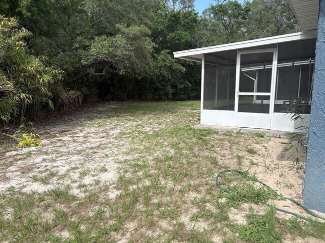 Building Photo - 7467 Mead Dr