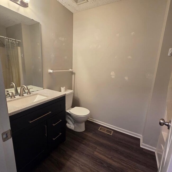 Building Photo - 18713 Woodruff St