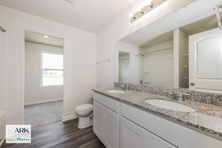 Building Photo - 6327 Century Ln