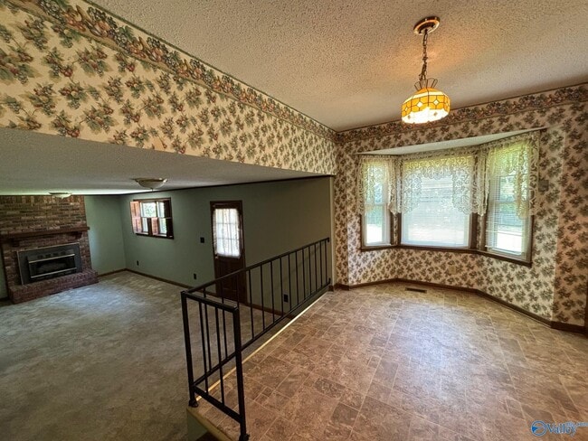 Building Photo - 1925 Lynnbrook Dr SW