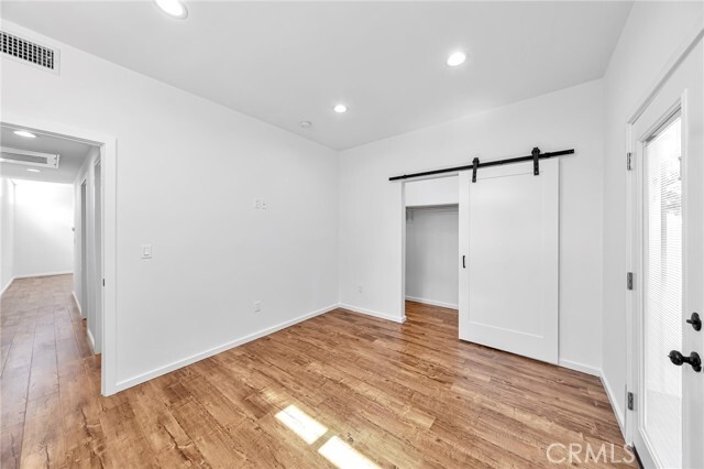 Building Photo - 5620 Lemp Ave