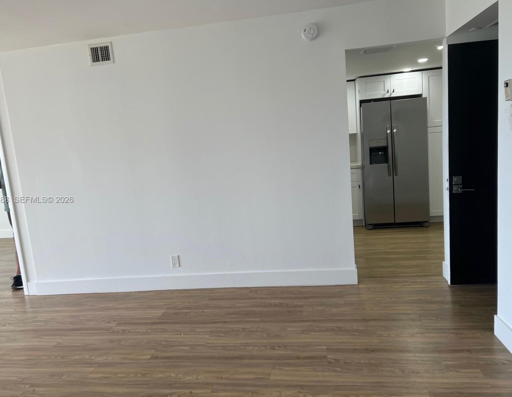 Building Photo - 20301 W Country Club Dr