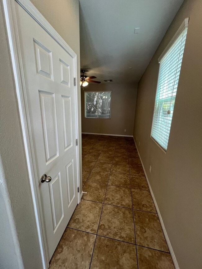 Building Photo - A Fabulous 3 Bedroom House in NW  Las Vegas