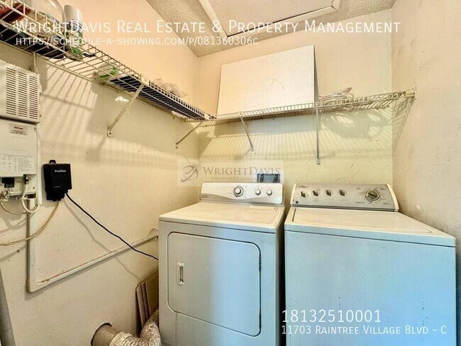 Building Photo - 11703 Raintree Village Blvd