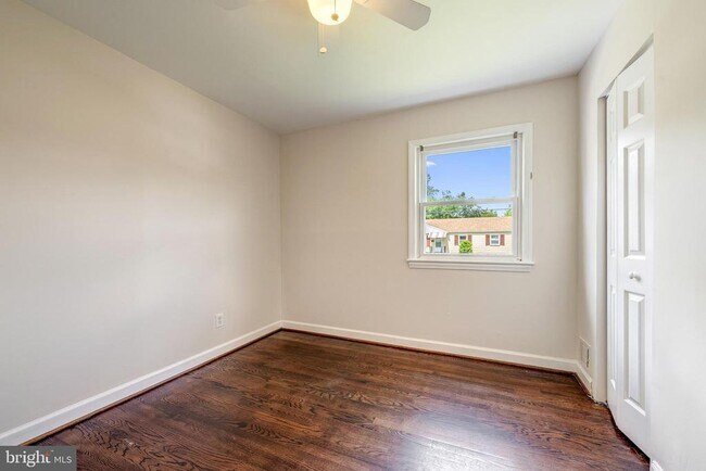 Building Photo - 4144 Addison Rd