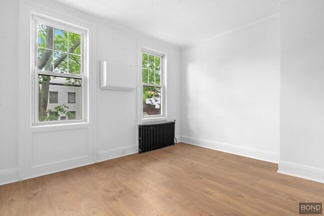Building Photo - 2 bedroom in BROOKLYN NY 11211