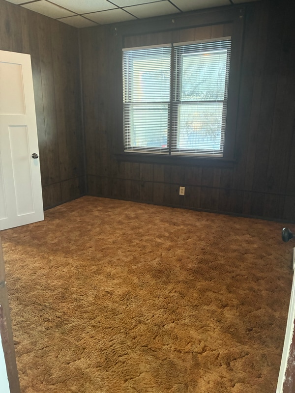 Building Photo - 305 E Meade Ct