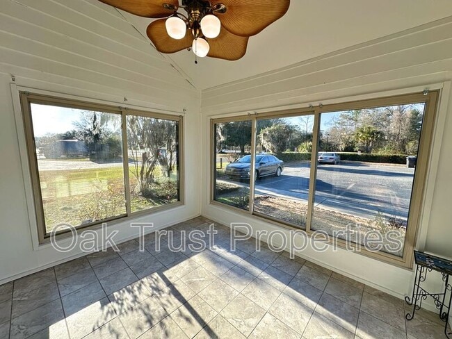 Building Photo - 4449 Great Oak Dr